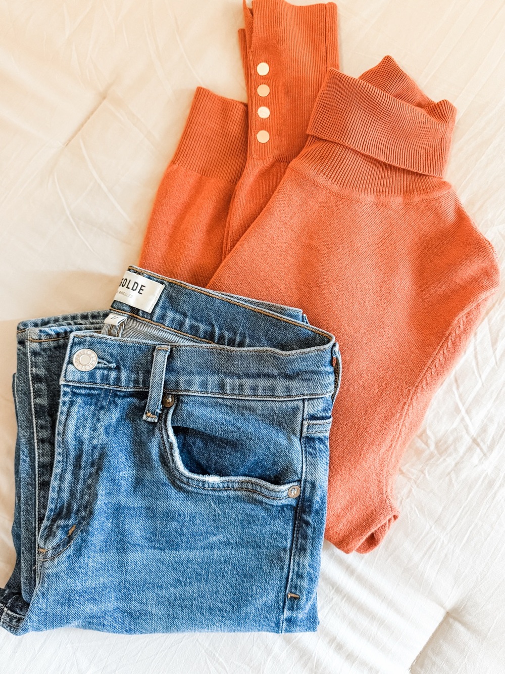NWOT Skies Are Blue Orange Women’s Turtleneck Sweater with Gold Detail Buttons